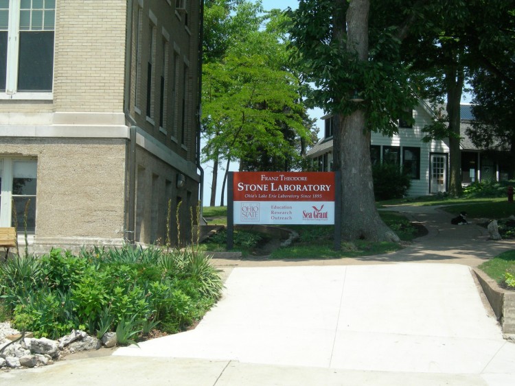 welcome sign, F.T. Stone Laboratory